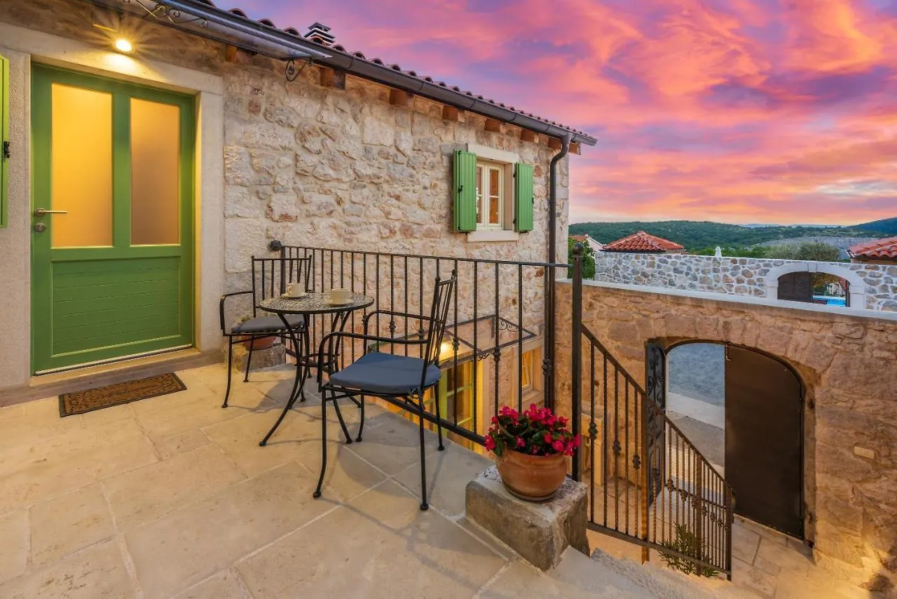 Stone Villa Mavric Grizane-Belgrad Croatia