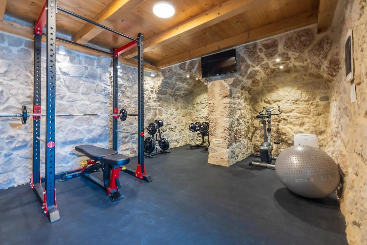 Stone Villa Mavric Grizane-Belgrad