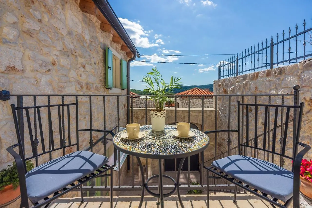 Stone Villa Mavric Grizane-Belgrad