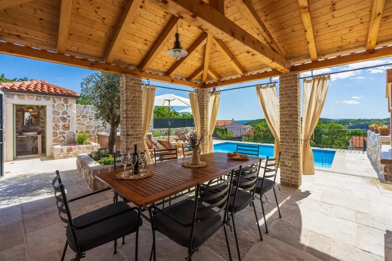 Stone Villa Mavric Grizane-Belgrad 0*,  Croatia