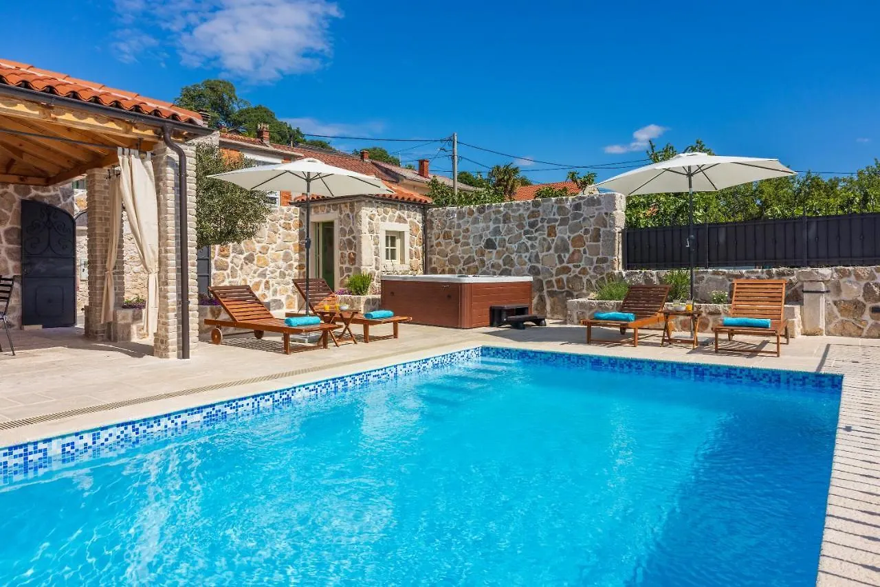 Stone Villa Mavric Grizane-Belgrad Croatia
